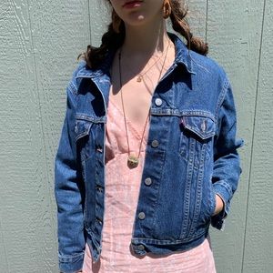 Ladies Levi’s jean jacket